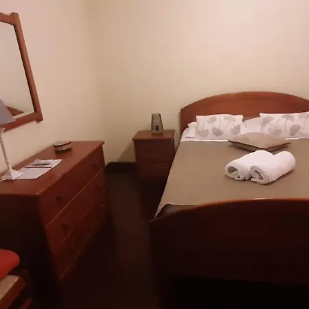 Excellent Caniço